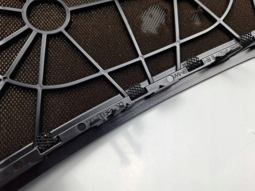 Bmw 7 f01 f02 f03 f04 2009 накладка динамика полка задний багажника Киев