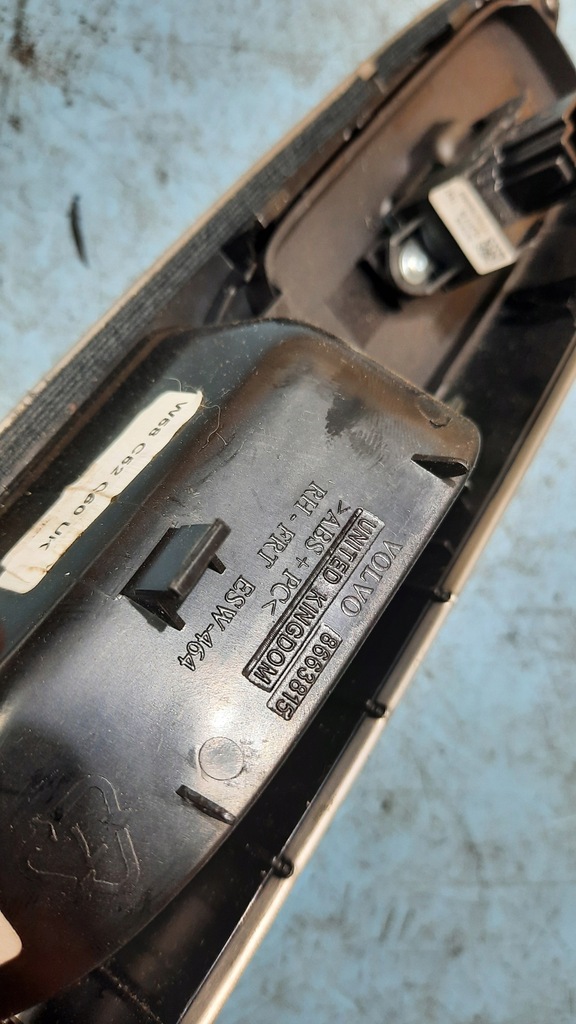 фото №5, Переключатель окон правый перед 8663815 volvo c30