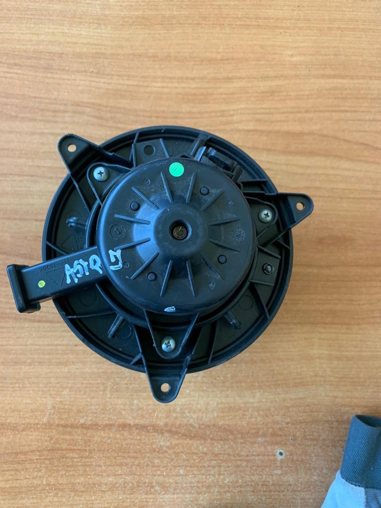 фото №1, Вентилятор воздуходувка обдув opel astra j europa