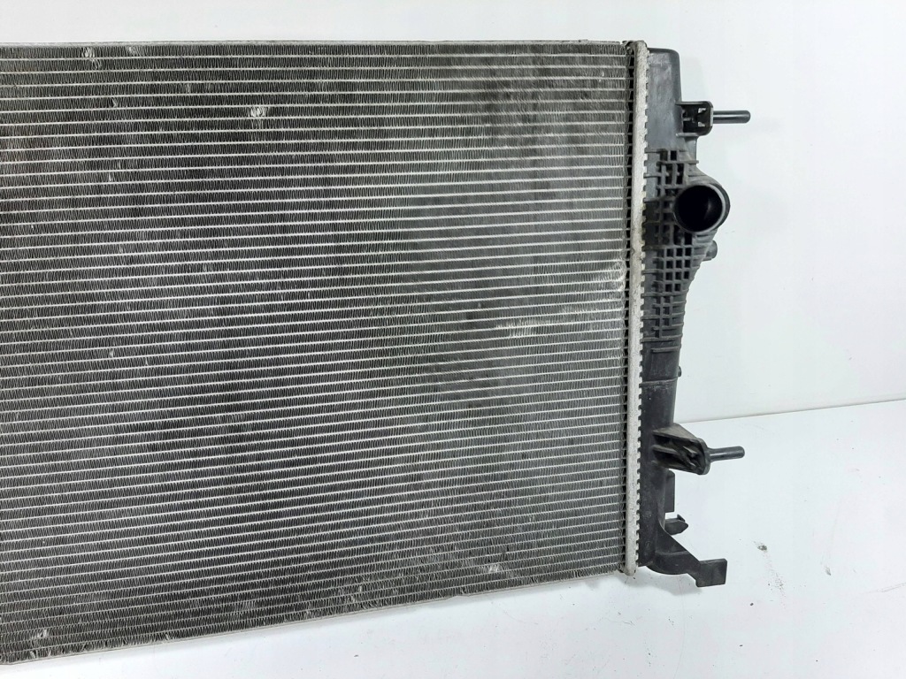 Renault scenic 3 рестайлинг  xmod 1.6dci 13r радиатор воды 214101448r в Украине