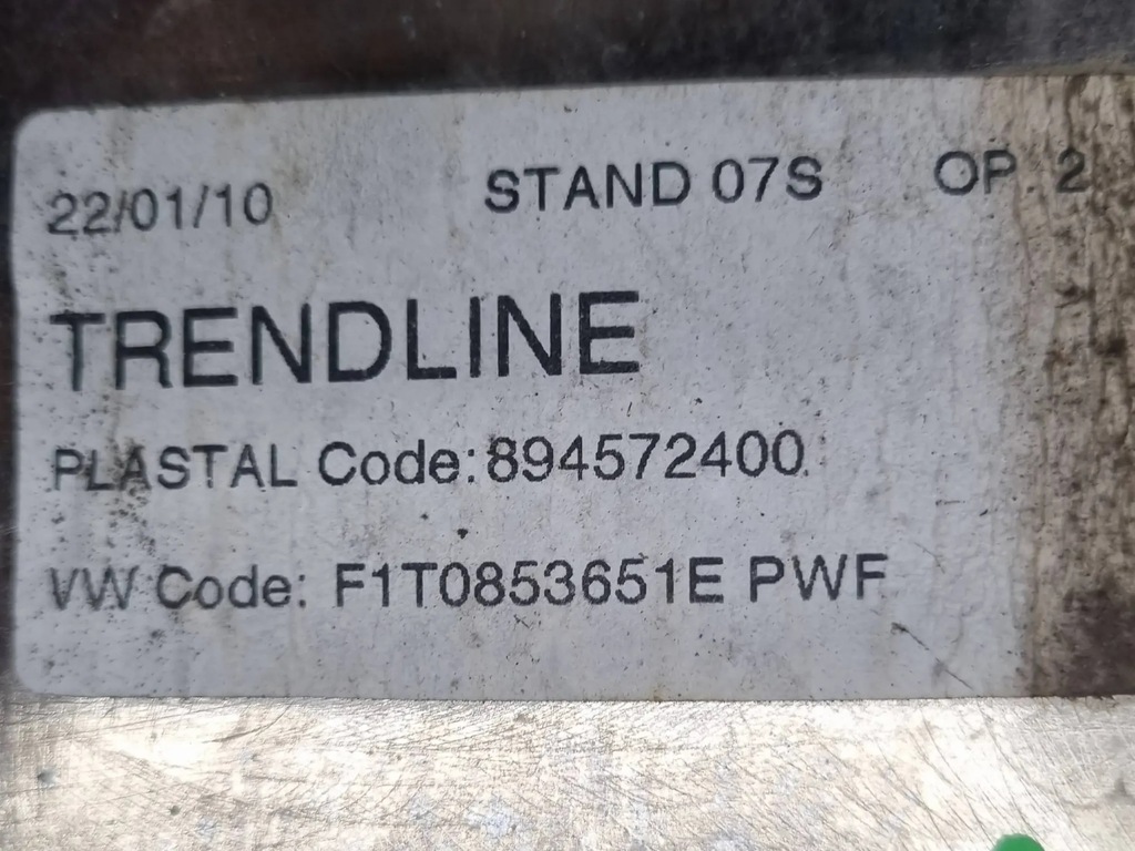 фото №10, Volkswagen touran i 2010 с передний решётка радиатора