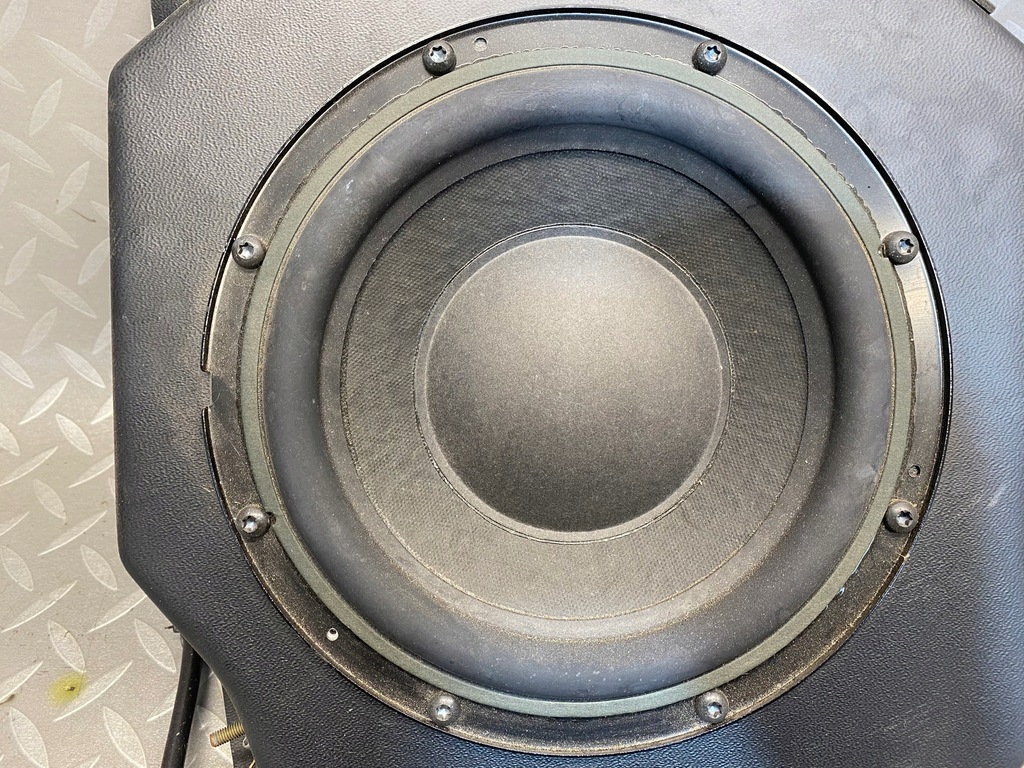 фото №4, Стандарт сабвуфер динамик aston martin db9