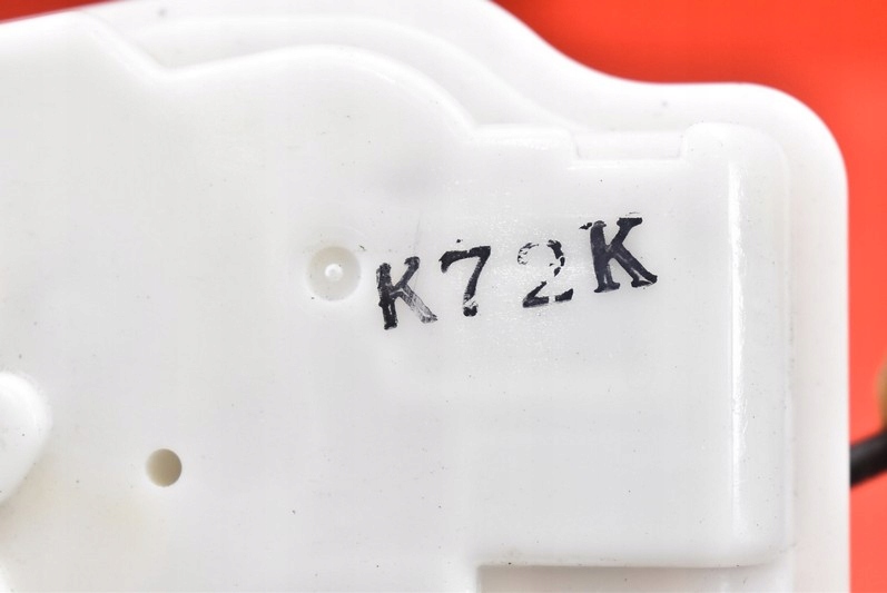 фото №8, Замок двері правий перед передній eu mazda 3 3 iii bm 13-16