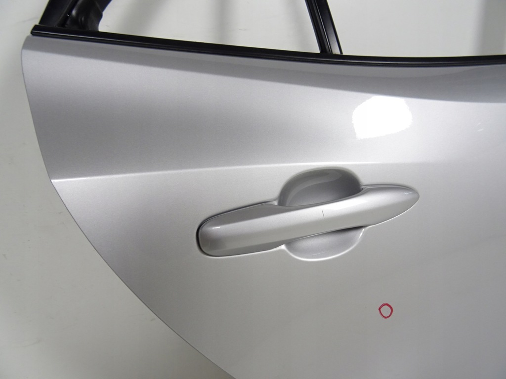 фото №7, Corolla e21 xii дверь правое задняя задние 1f7 hb 2019-