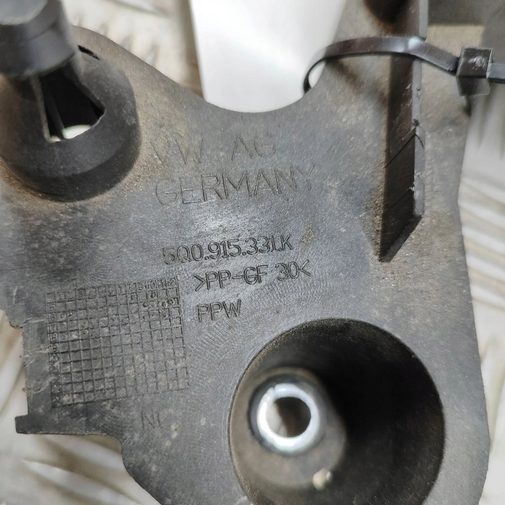 фото №7, Skoda karoq 2018 основание / корпус аккумулятор