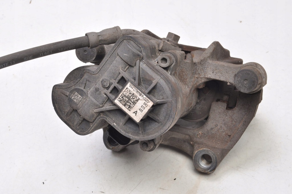 Volkswagen golf viii 1.5 tsi 150km суппорт тормозной левый задний  hb 5d 22 Недорого