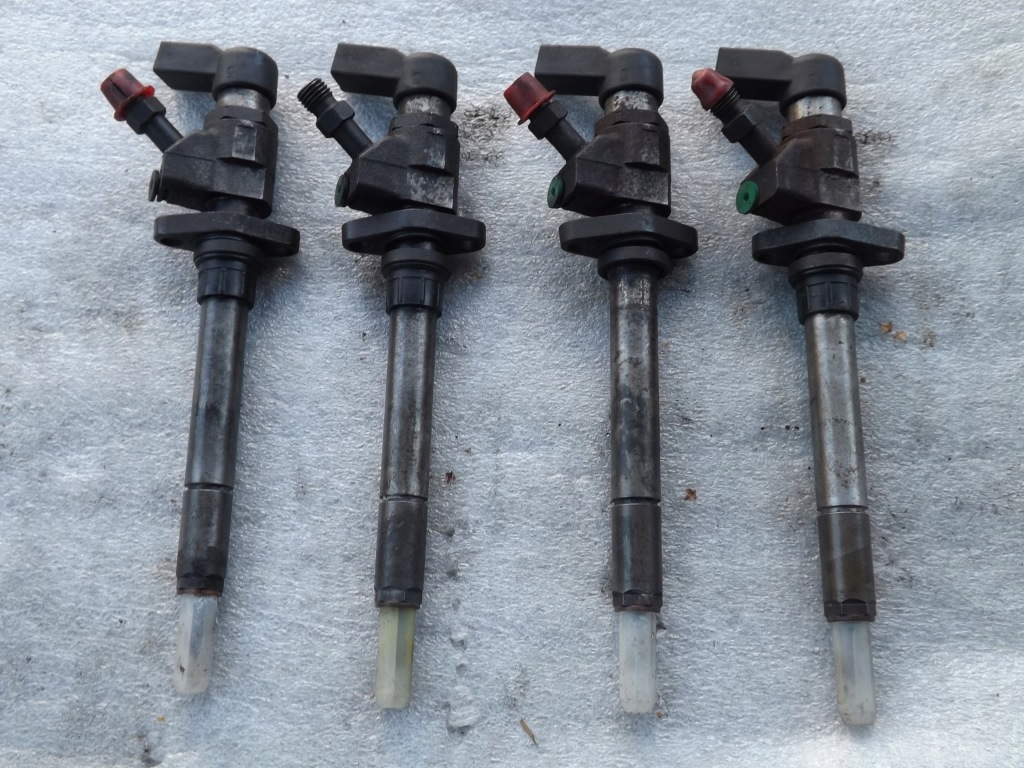 Ford citroen peugeot volvo 2.0 hdi tdci инжектор форсунка 9657144580 Недорого