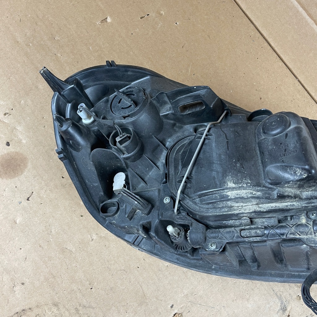 фото №8, Volvo xc60 i 08-13 ксенон 30763135 лампа передня перед ліва + кронштейн