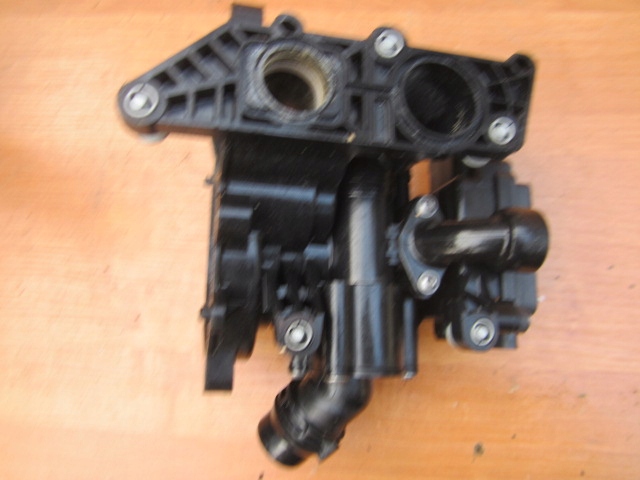 фото №7, Vw audi seat skoda 1.8 2.0 tfsi корпус термостата 06l121111k термостат
