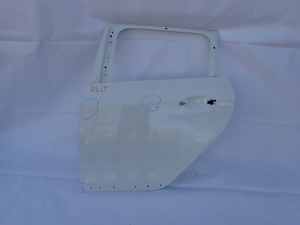 фото №1, Peugeot 2008 i 13- двері ліва задня задні