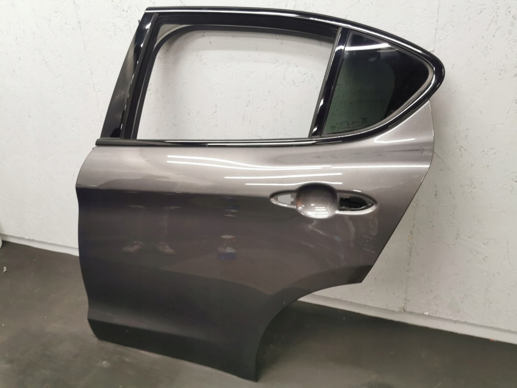фото №2, Alfa romeo stelvio двері ліва передні лівий задня