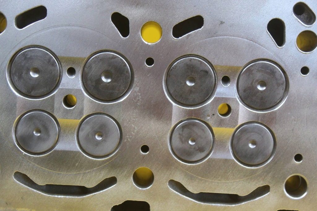 Купити Головка opel insignia a zafira b astra j 2.0 cdti a20dt 55576540