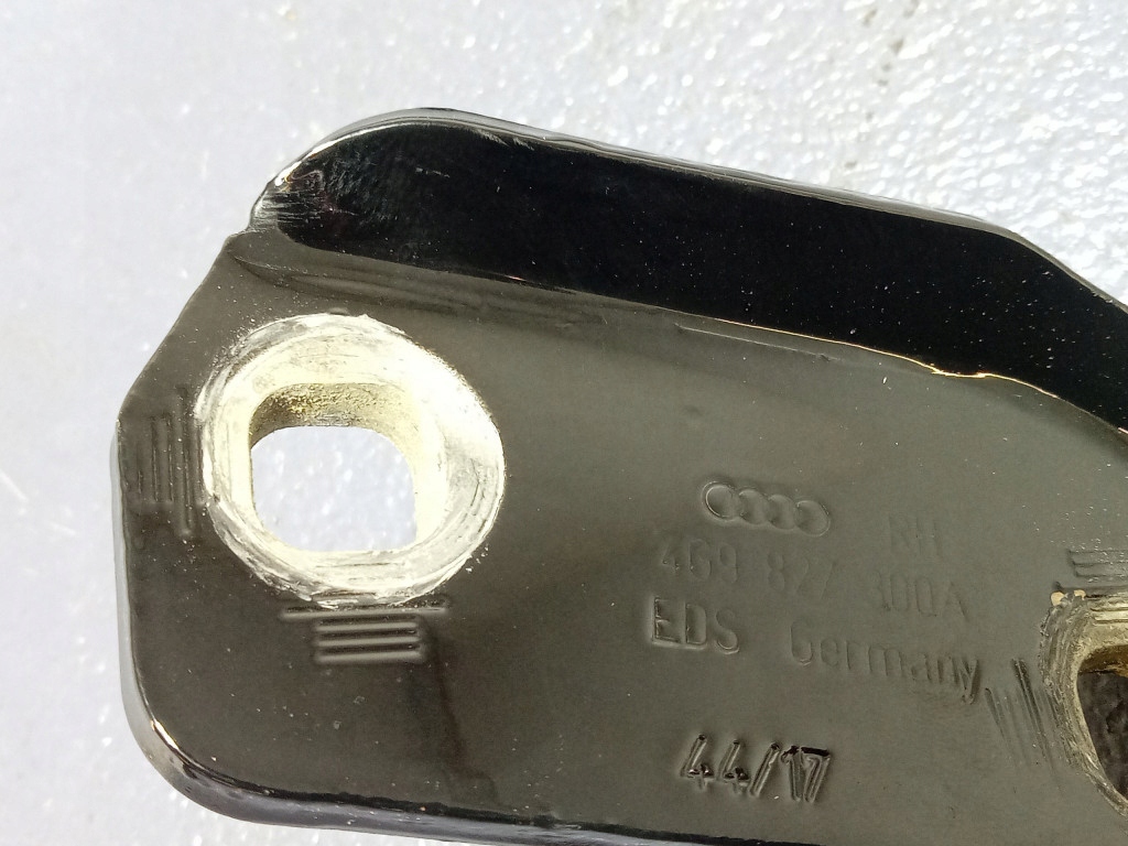 фото №6, Audi a6 c7 avant allroad петля задний крышки задняя правый 4g9827300a ly9b