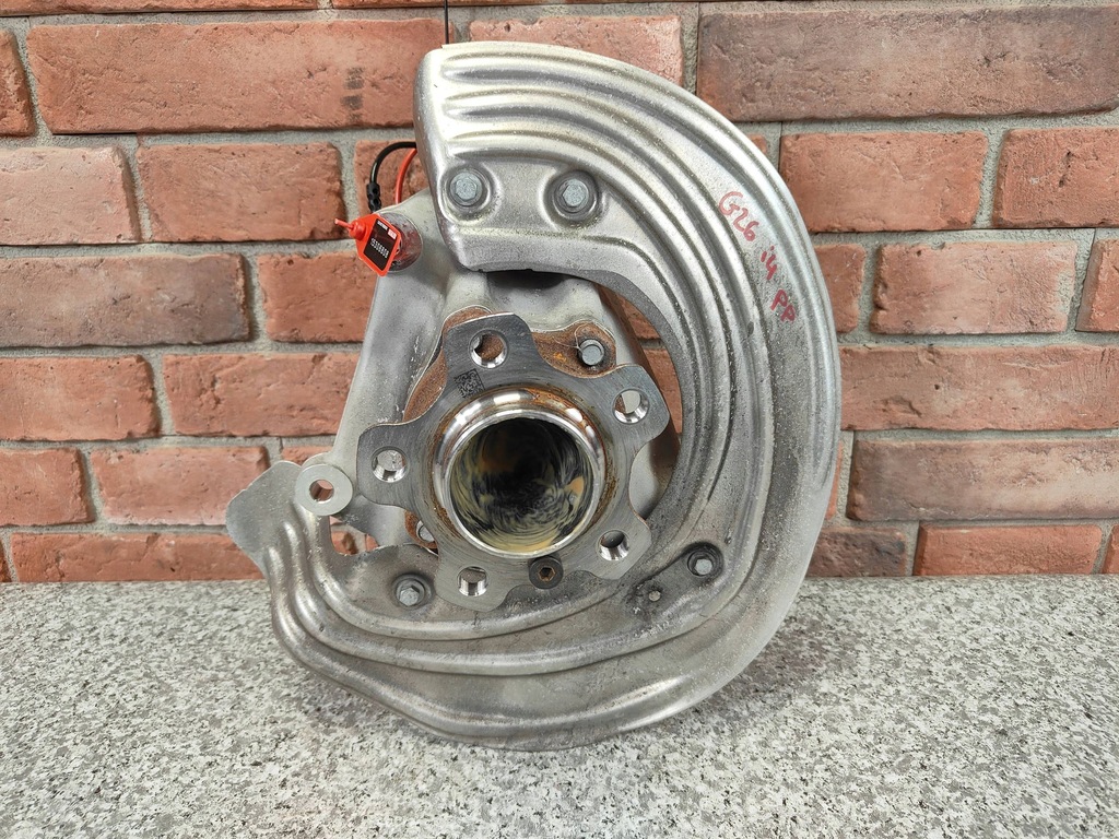 фото №1, Поворотный кулак правый перед правая передняя ступица bmw i4 g26 rwd 6893260