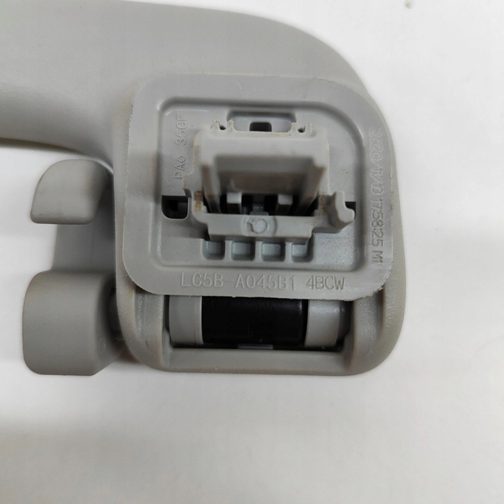 фото №7, Ford mustang mach-e 2020 права сторона кронштейн / ручка стельова задня