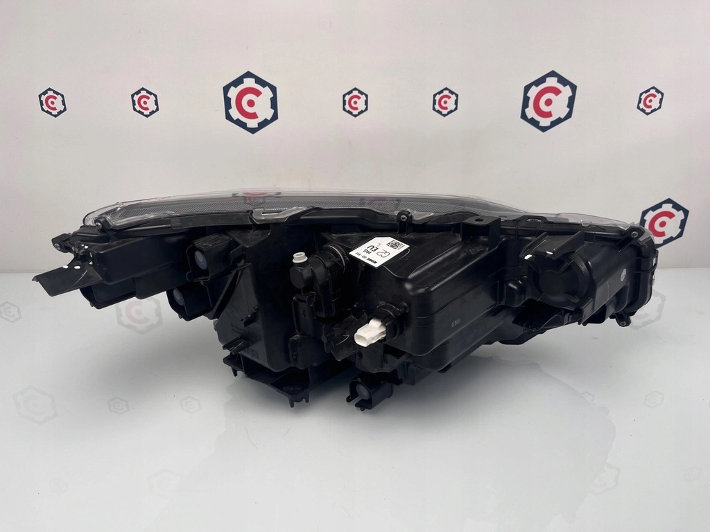 фото №6, Лампа левая перед toyota yaris cross full led