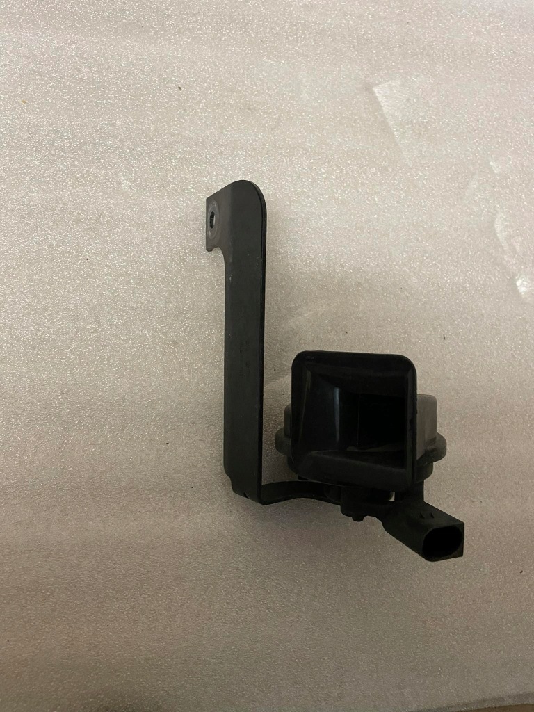 Vw touareg клаксон сигнал 4fd951221a 7l6951185 с Разборки