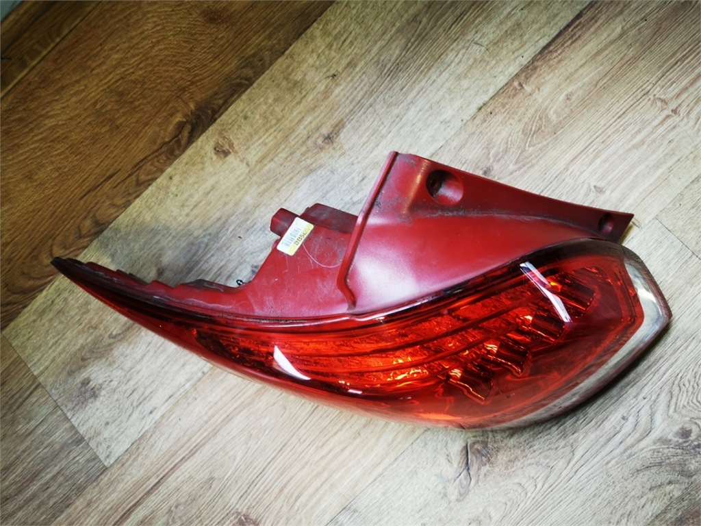 фото №6, Hyundai veloster лампа левая задняя демонтаж led