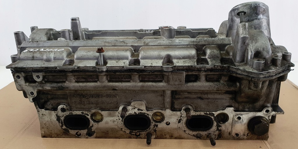 фото №1, Головка двигателя mercedes w211 3.0 cdi r6420163601