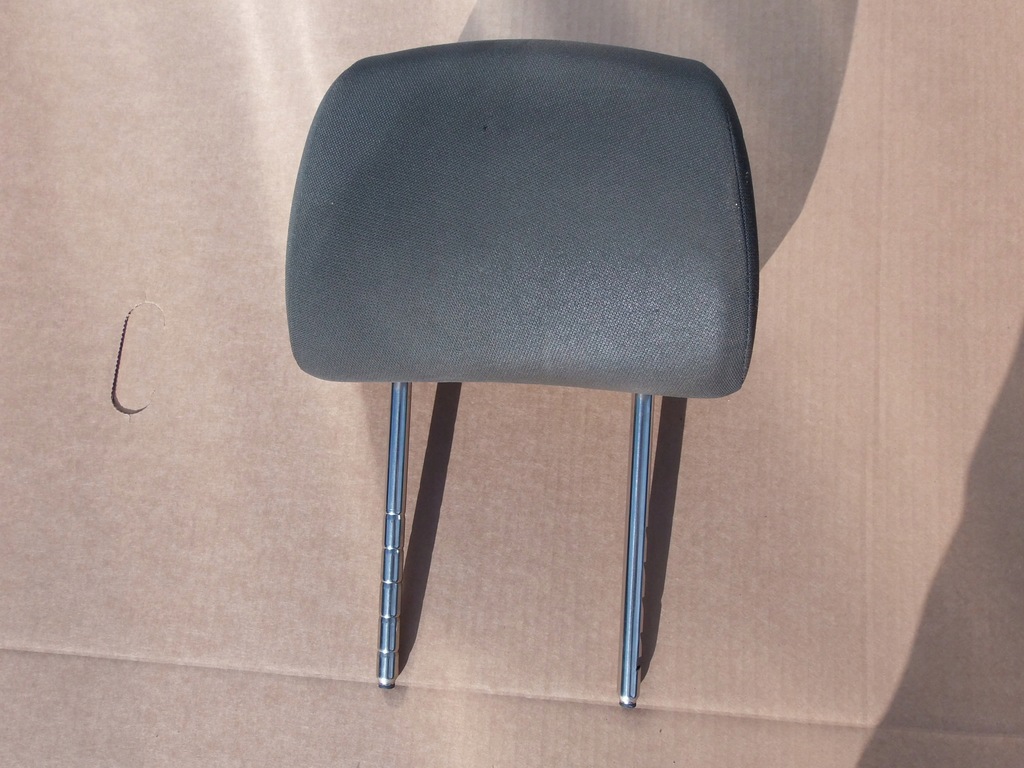 фото №1, Подголовник перед suzuki alto