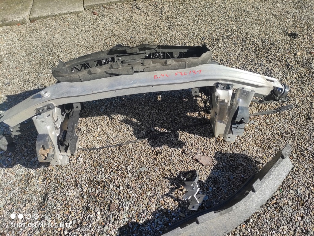 фото №7, Bmw 3 f30 f31 2,0d pas передний усилитель передний балка впуск