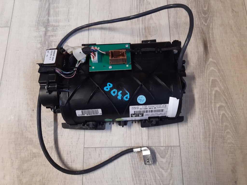 фото №5, Навигация радио дисплей peugeot 308