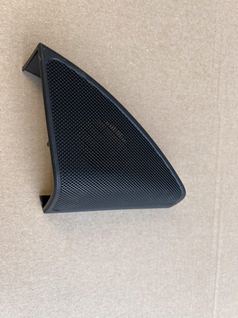 Купити Mercedes w205 захист динаміка права a2057200248