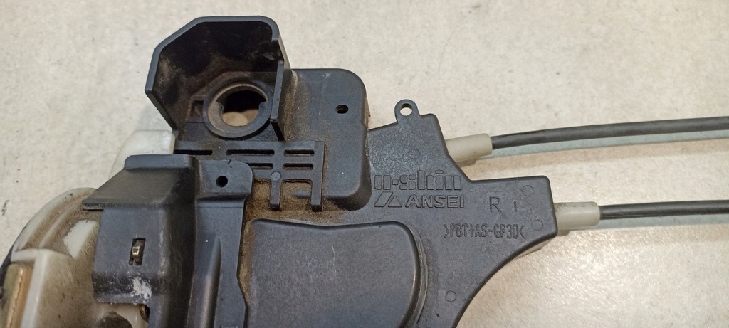 фото №4, Замок двері правий задня mitsubishi colt vi 3 pin