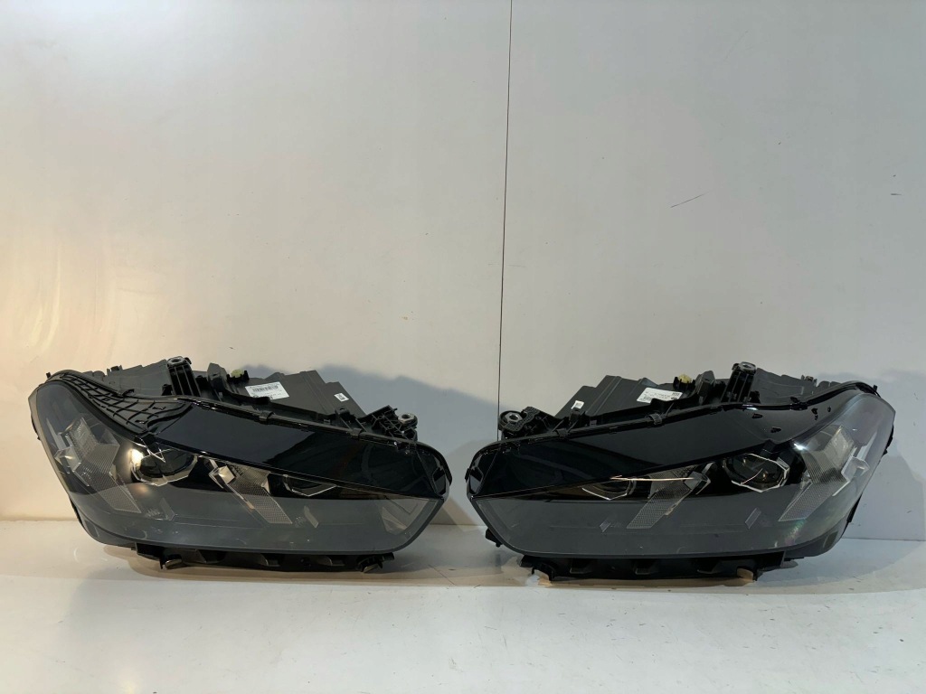 Bmw x5 g05 / g06 lci фара led чорний  r - 16964 Недорого