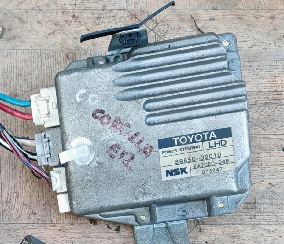 Toyota corolla e12 1,4 16vvti підсилювач електричний насос колонка Ціна