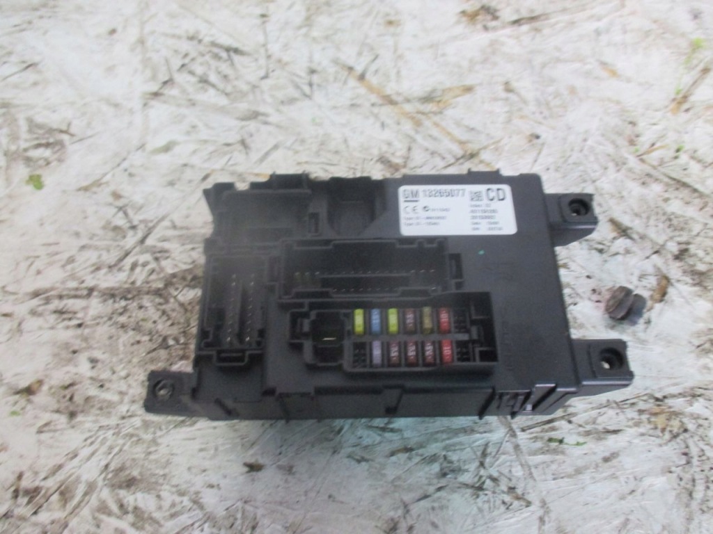 фото №1, Opel corsa d 1.3 коробка запобіжників 13265077