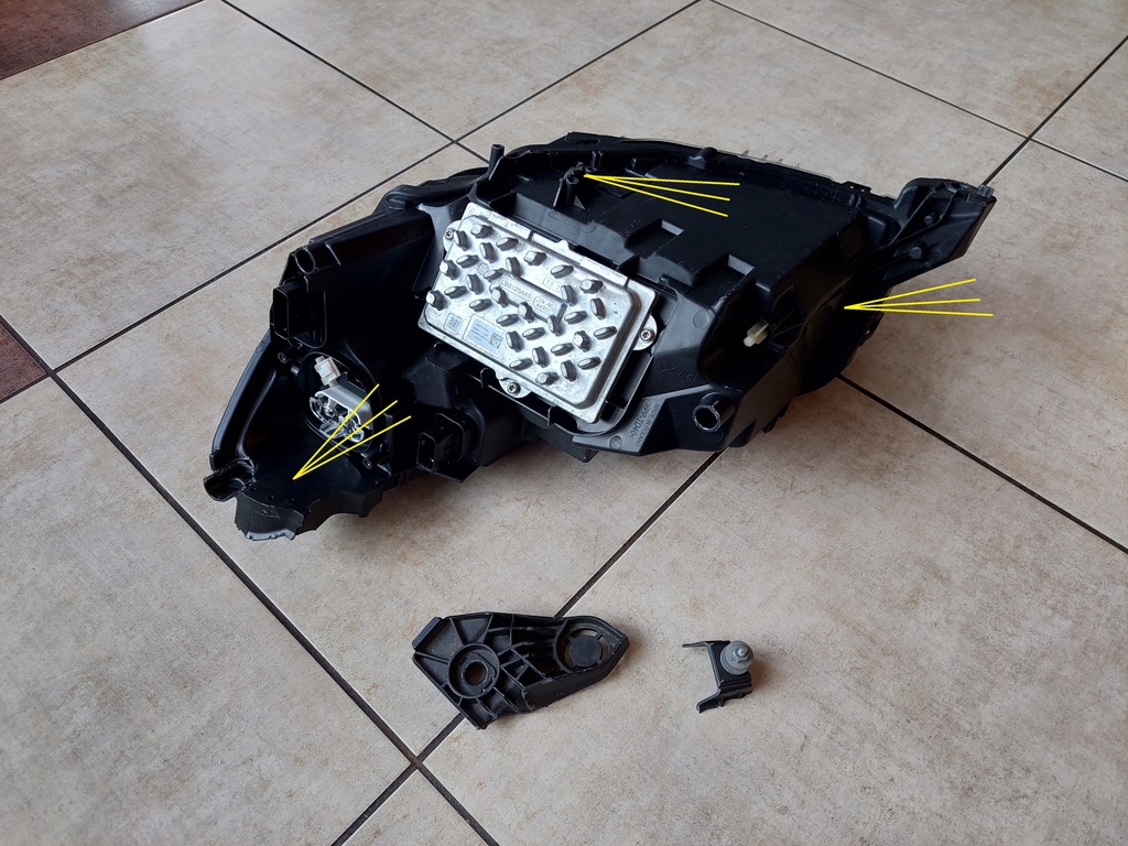 фото №6, Права лампа - full led - peugeot 208 ii - 2008 ii