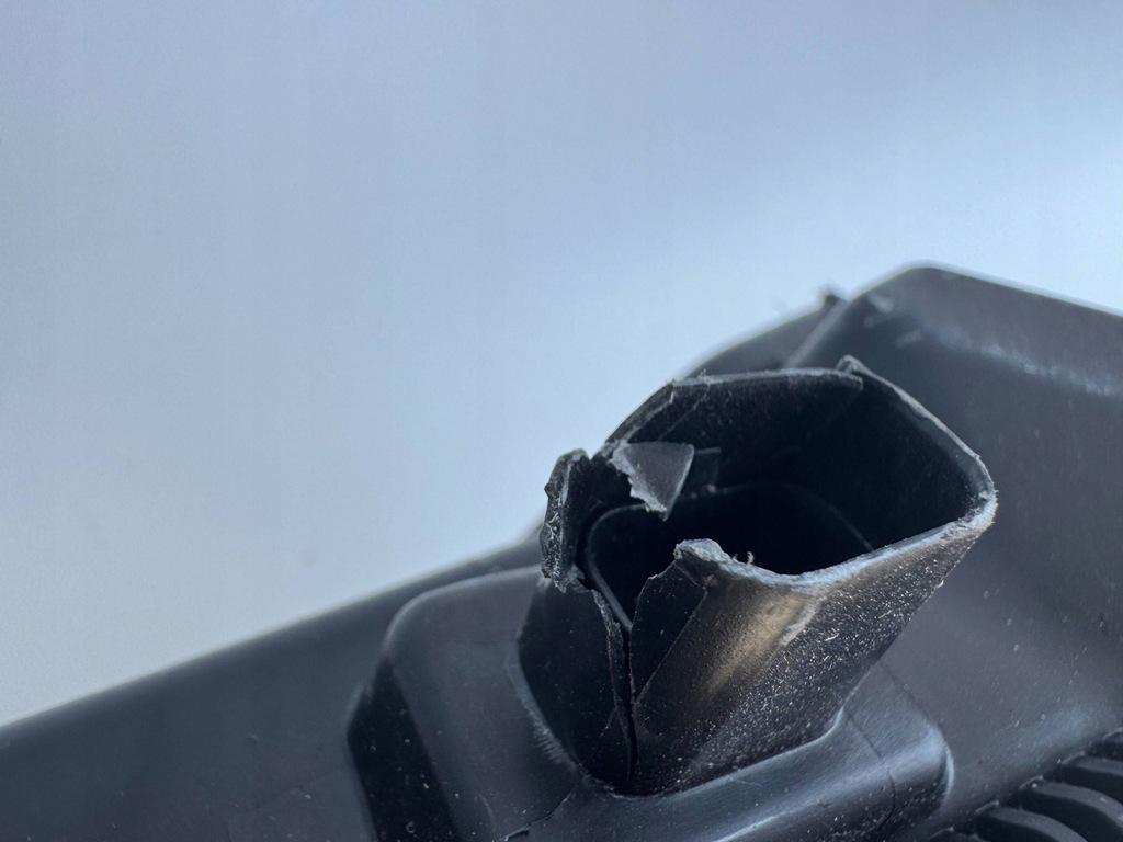 фото №12, Mercedes eqs лампа накладка перед передняя a2979064603