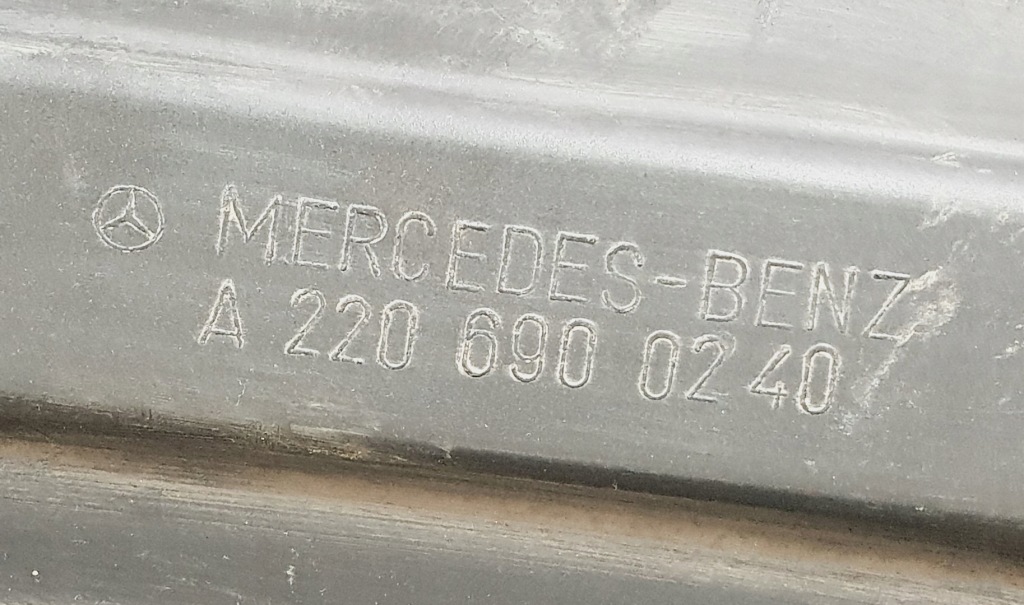 Накладка накладка порога  права 197 mercedes w220 Зі Шроту