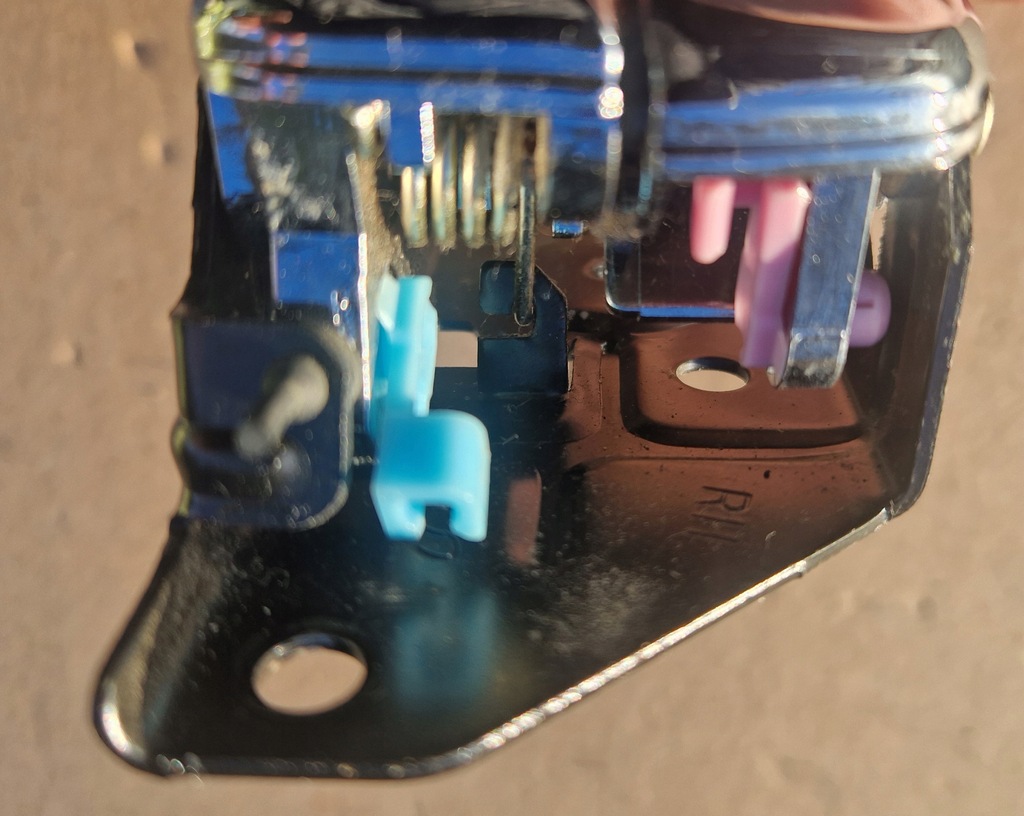 фото №3, Kia magentis 2001 ручка внутрішня правий задня задня права