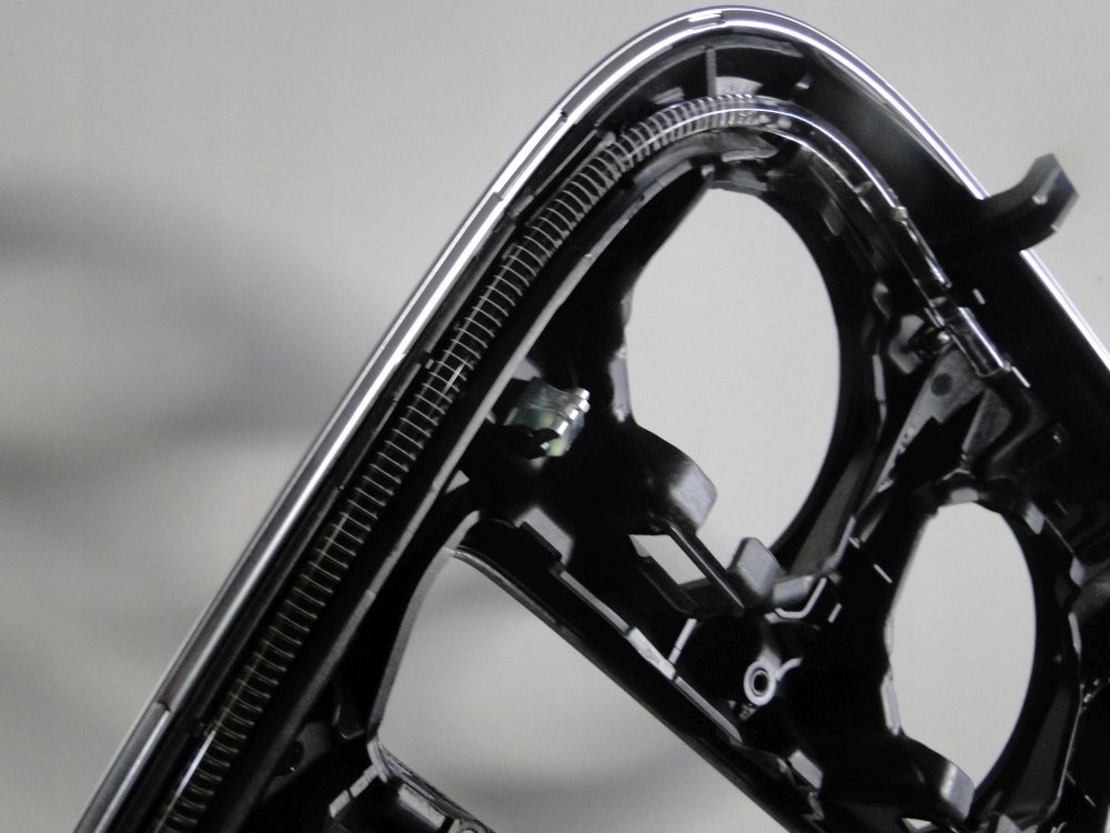 фото №6, Mercedes c klasa w205 панель консоль середина рамка