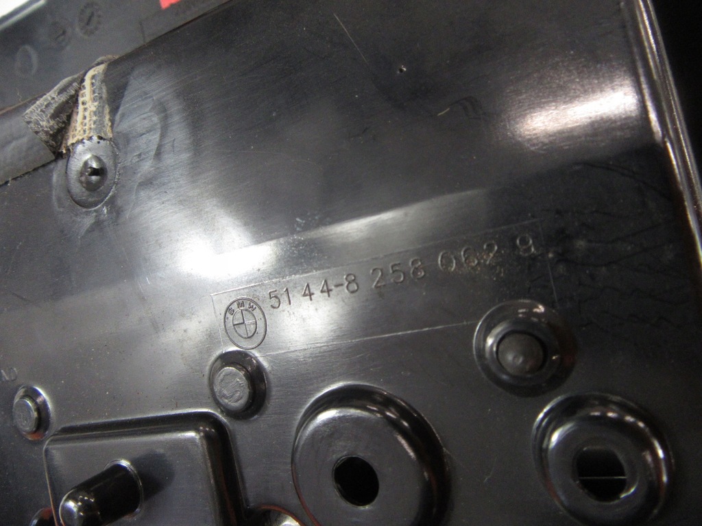 фото №12, Лампа стельовий салонна перед bmw e53 x5 lci m-pakiet