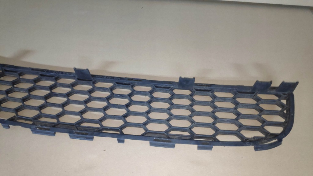 фото №7, Решётка решётка радиатора бампера toyota corolla verso 04-