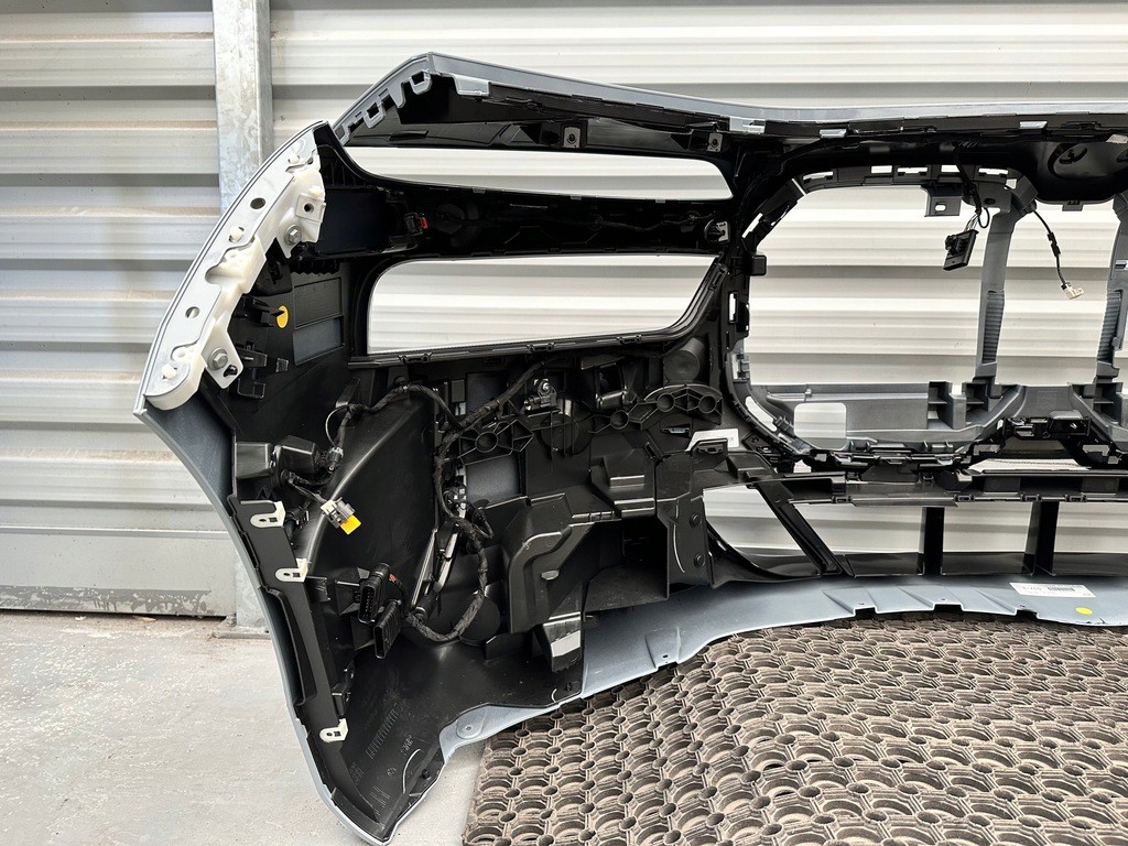 фото №9, Bmw 7 g70 бампер перед m-pakiet c4p 4pdc