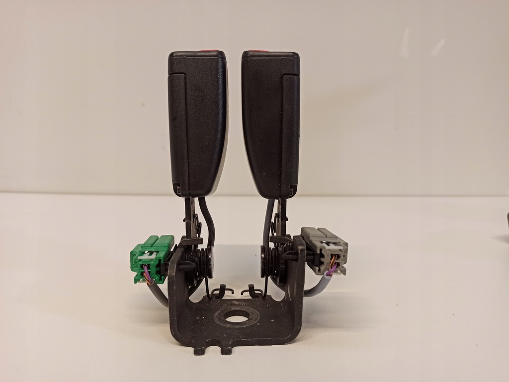 фото №1, Volvo v90 кліпса поперечина задня 32239048