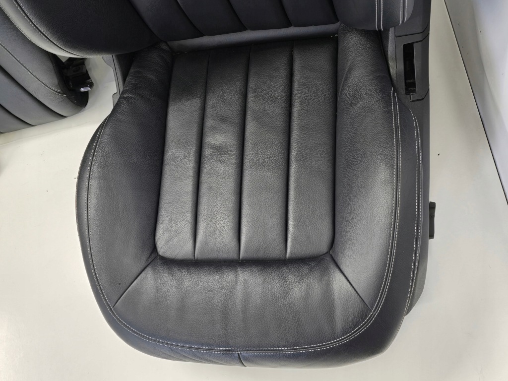 фото №9, Mercedes cls w218 kombi amg сидіння заднє сидіння обшивки підігрів