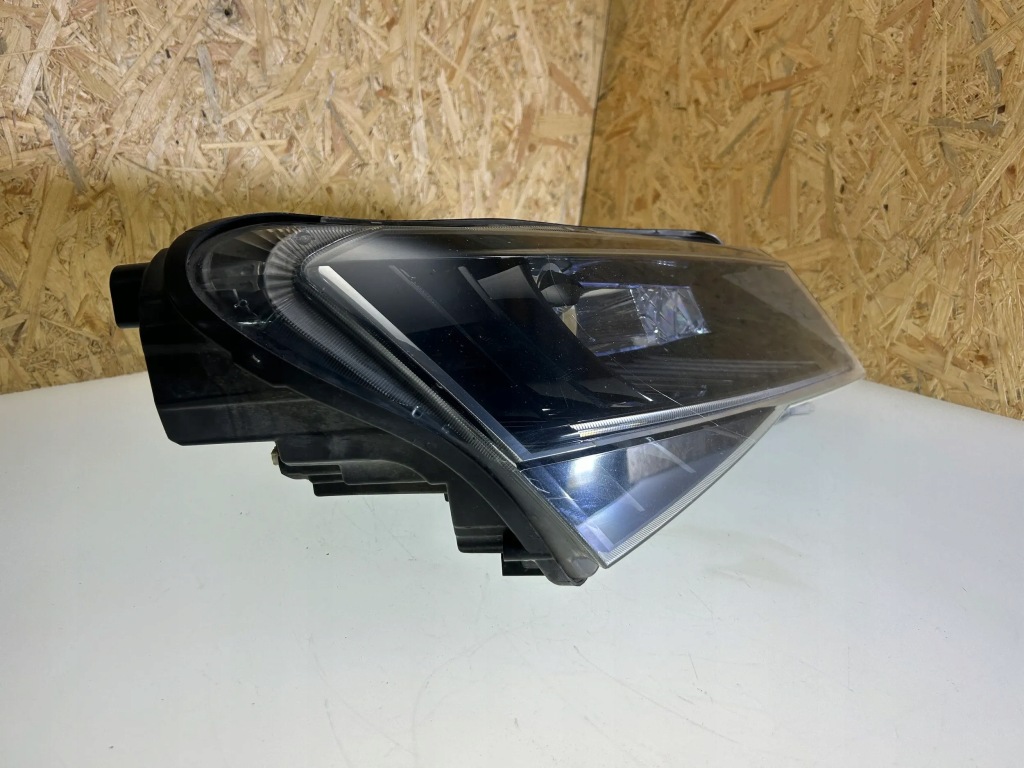 фото №9, Skoda superb b8 3v 2016 лампи передні