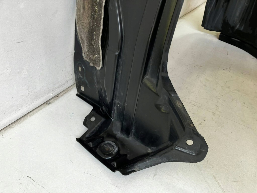 фото №9, Corolla e21 kombi хетчбек підкрилок передні ліва лівий перед platikowe