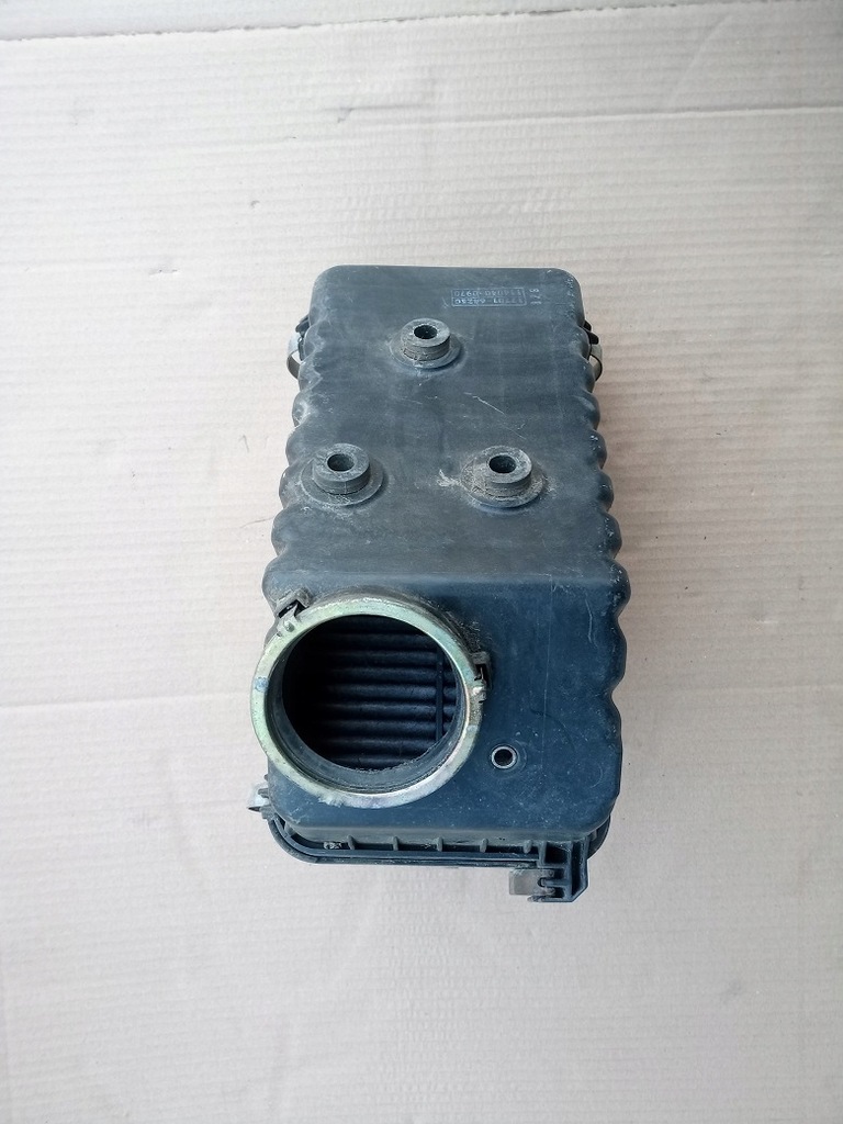 фото №7, Previa estima 2,2 td корпус фільтра повітря