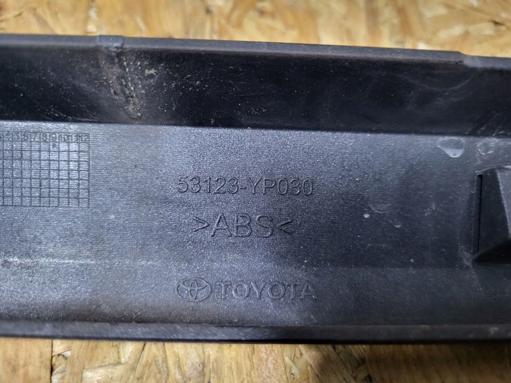 фото №12, Toyota hilux viii 8 lift invincible решітка радіатора решітка радіатора передня перед