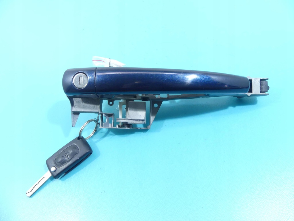 фото №1, Ручка перед левая ключ peugeot 3008 i 09- kpsc