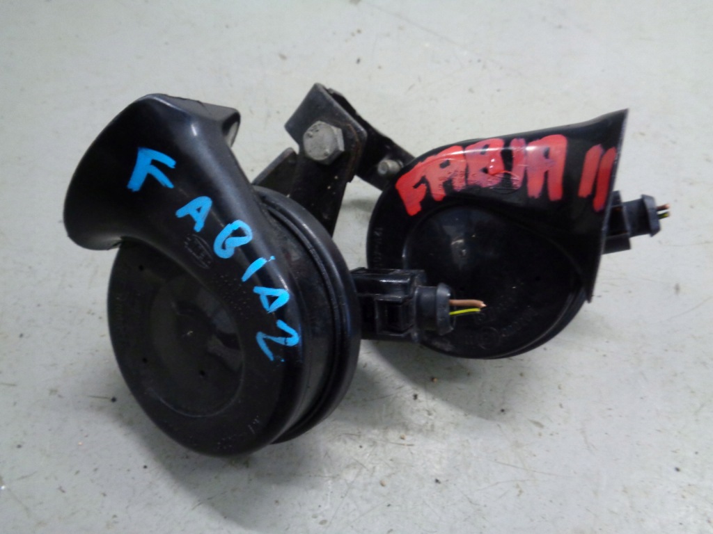 фото №1, Skoda fabia ii 1.2 07r. клаксон сигнал сигнал kpl