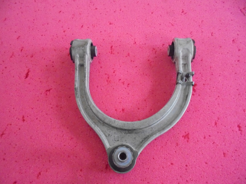 фото №1, Mercedes c klasa w206 рычаг верхний левый