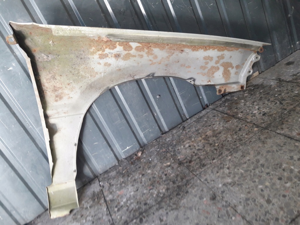 Крило ліве перед rover vitesse срібний Доставка