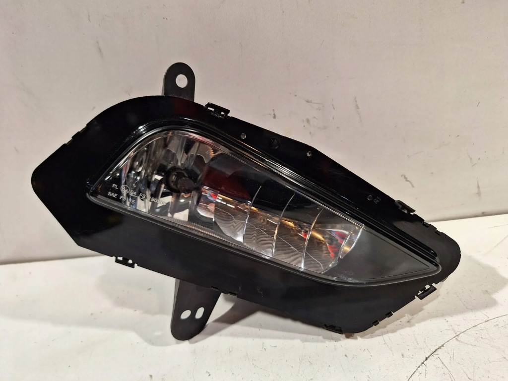 фото №1, Протитуманна фара правий 84221939 opel mokka x 16-19